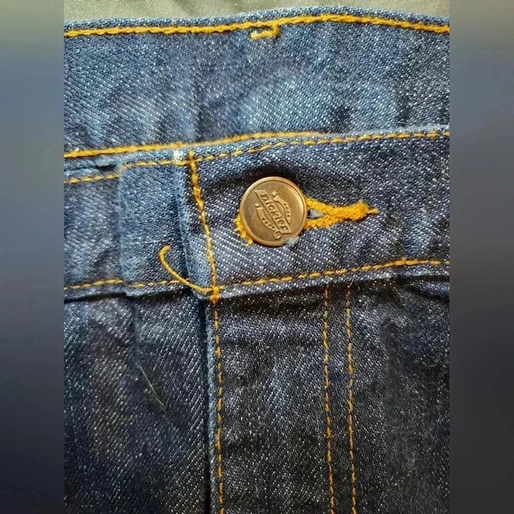 Dickies Jeans Mens 40x32 Blue Medium To Dark Wash Denim Pants 100% Cotton - Picture 3 of 6